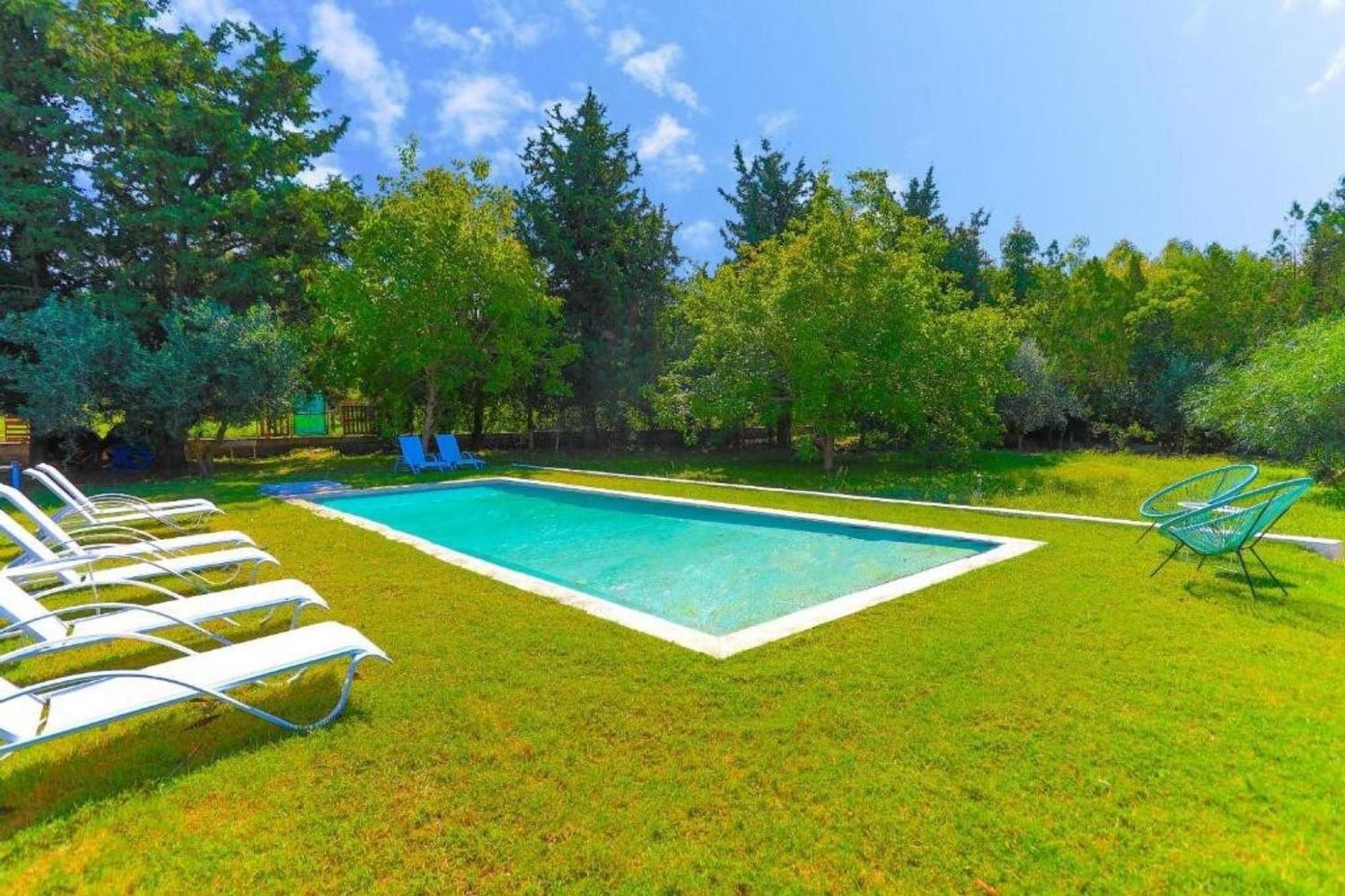 아카라비 Secret Garden House - Private Garden With Pool 빌라 외부 사진